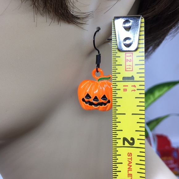 Jack o Lantern Pumpkin Earrings - Picture 7 of 8
